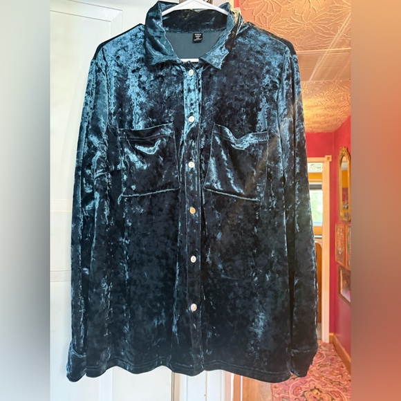 SHEIN Tops - Velvet Teal Shirt Jacket in Deep Blue